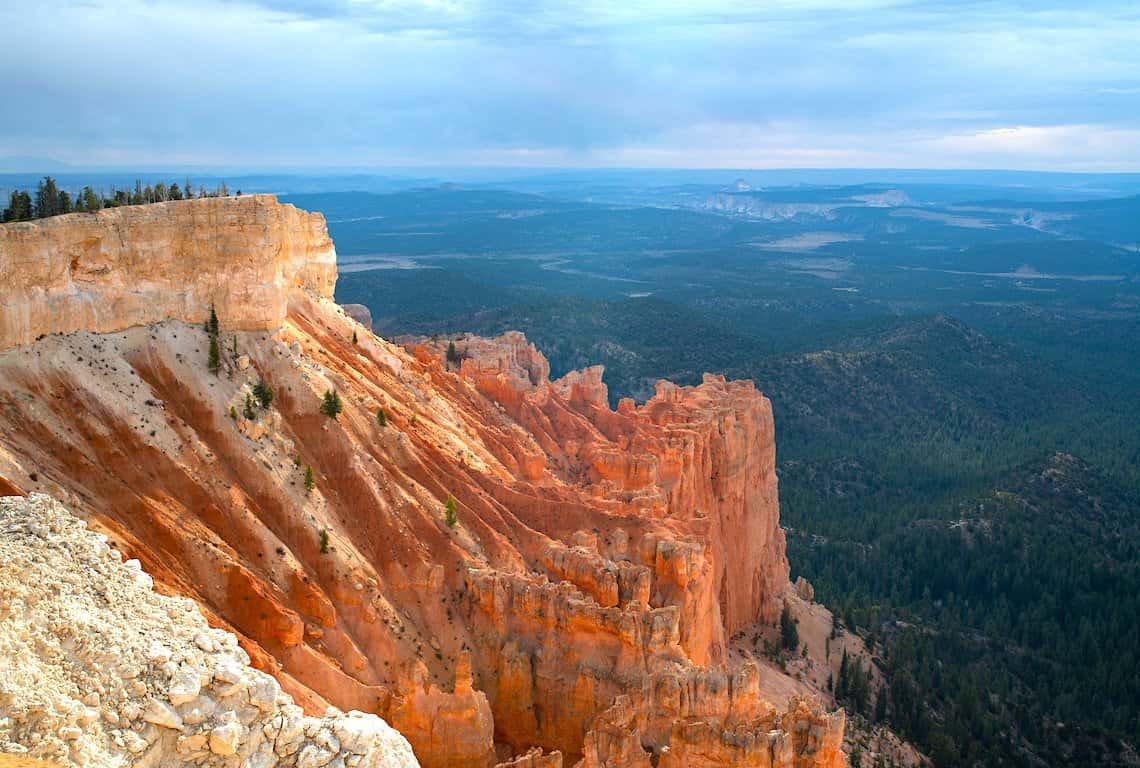 Riggs Spring Loop Trail In Bryce Canyon