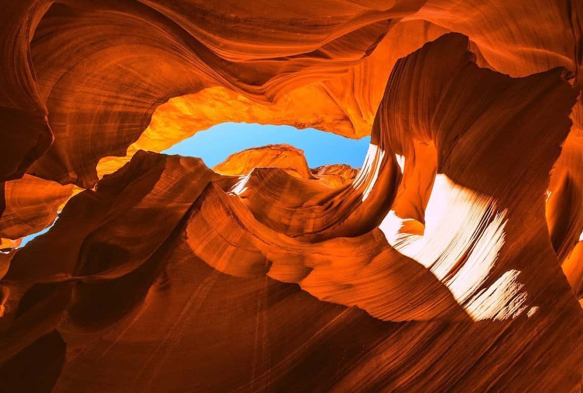 Lower vs Upper Antelope Canyon