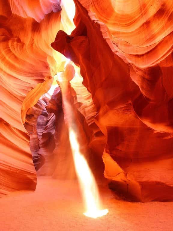 Lower vs Upper Antelope Canyon