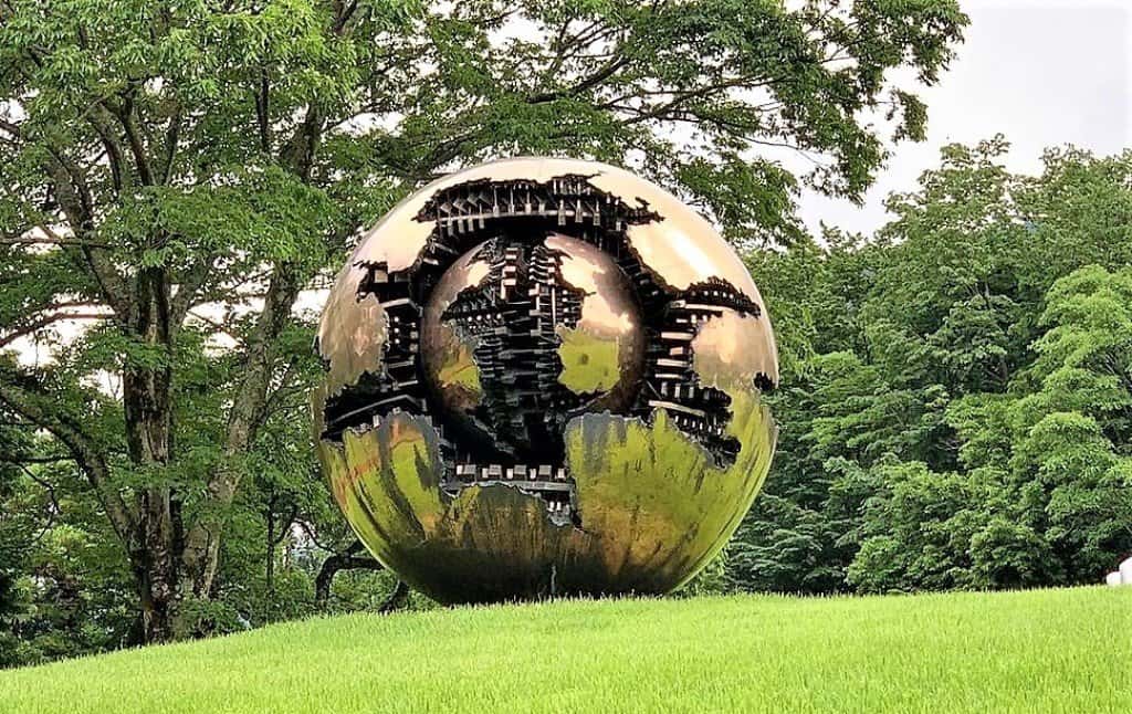 Must-See Things at Hakone Open Air Museum Must-See Things at Hakone Open Air Museum