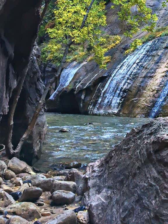 Hiking the Narrows for Beginners Hiking The Narrows for Beginners