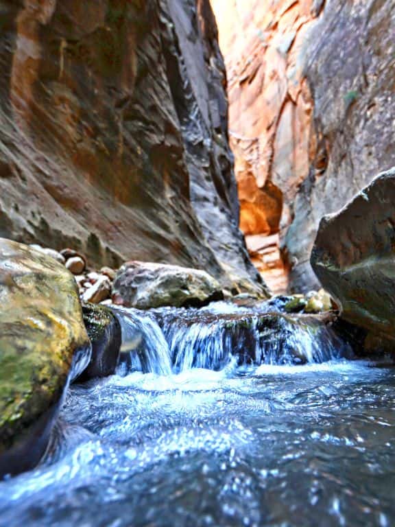 Hiking The Narrows for Beginners The Narrows in Zion