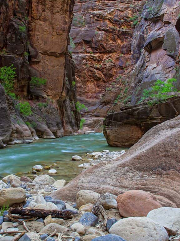 Hiking The Narrows for Beginners Hiking The Narrows for Beginners