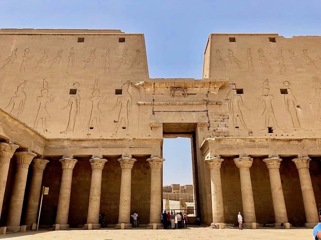 visit temple of horus at edfu