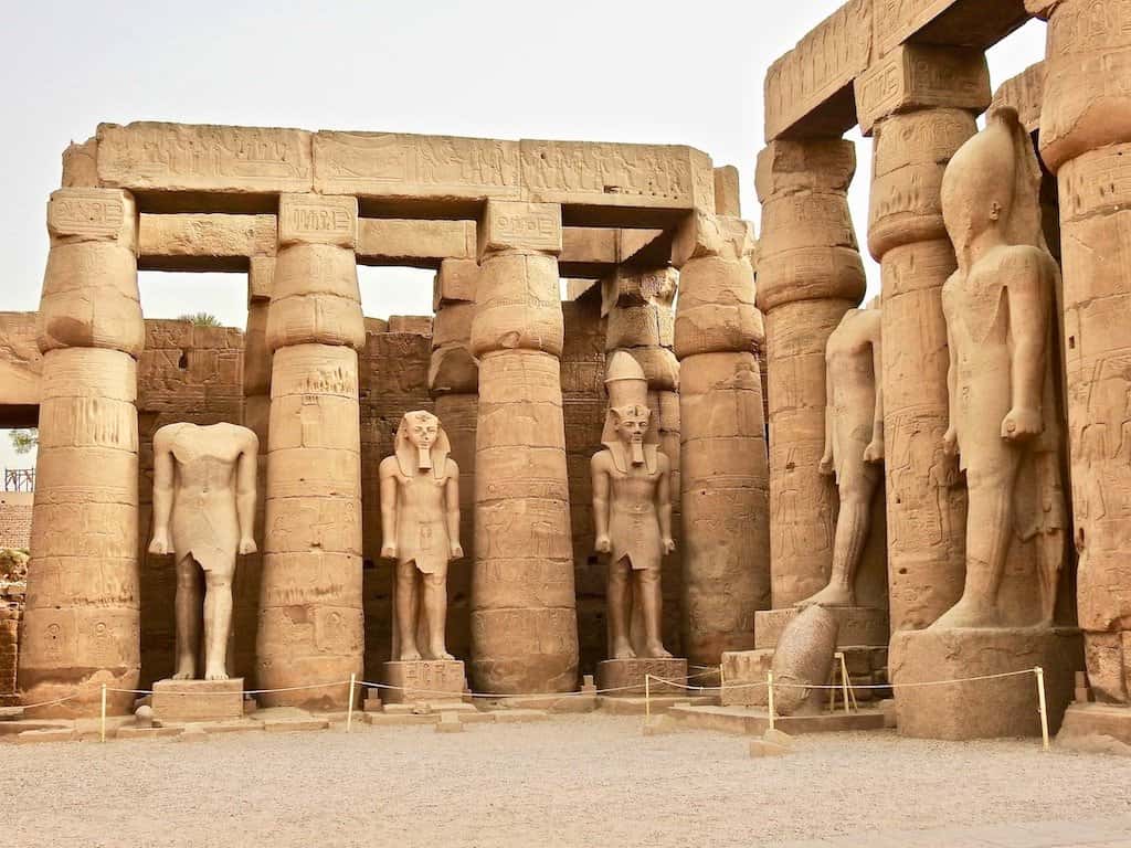 Luxor Temple things to see