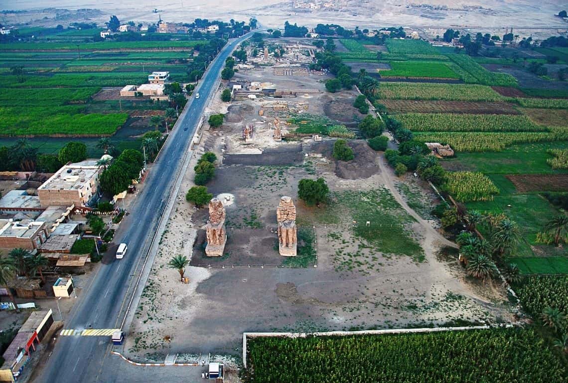 Visiting Colossi of Memnon Colossi of Memnon in Luxor
