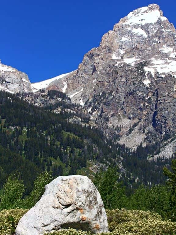 Trail to Taggart Lake in Grand Teton