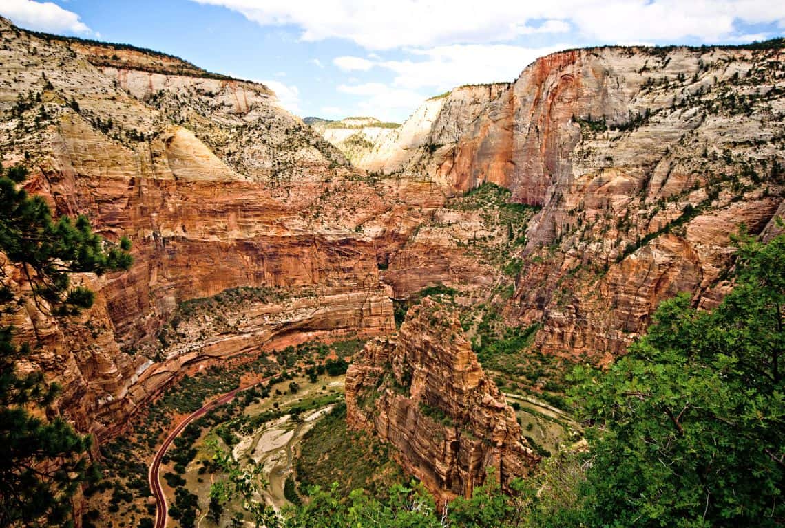 How to Hike Angels Landing via Scouts Lookout