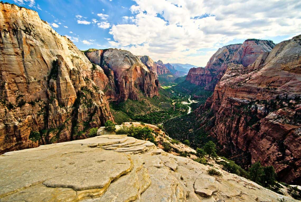 How to Hike Angels Landing via Scouts Lookout