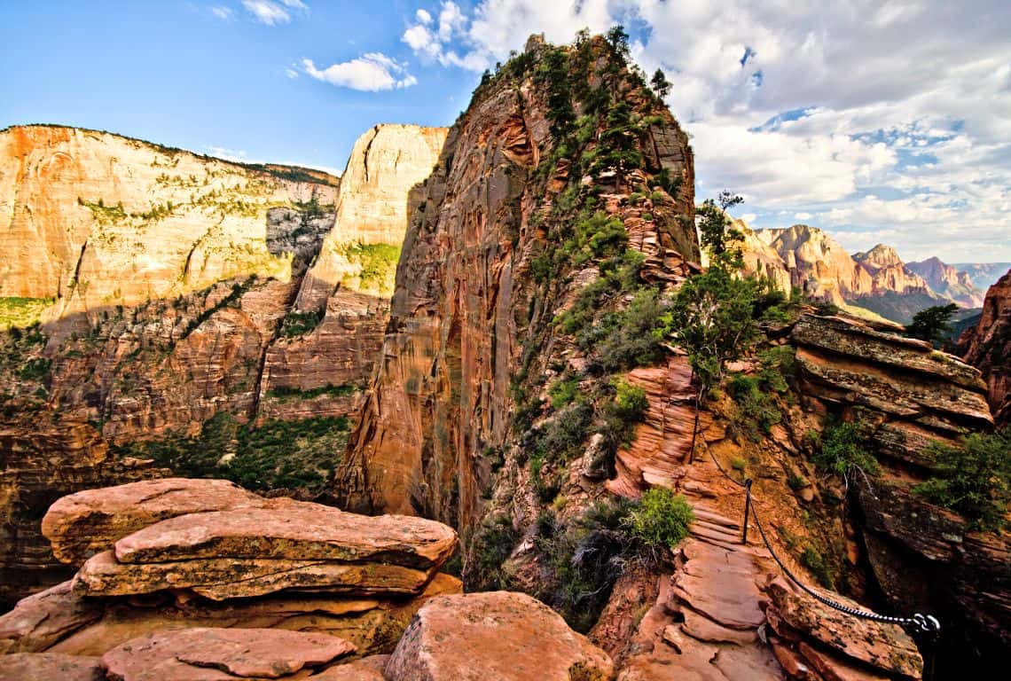 How to Hike Angels Landing via Scouts Lookout