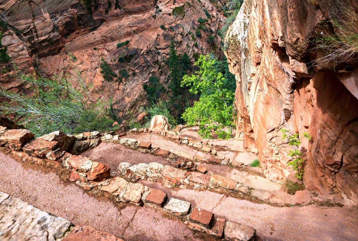 How to Hike Angels Landing via Scouts Lookout