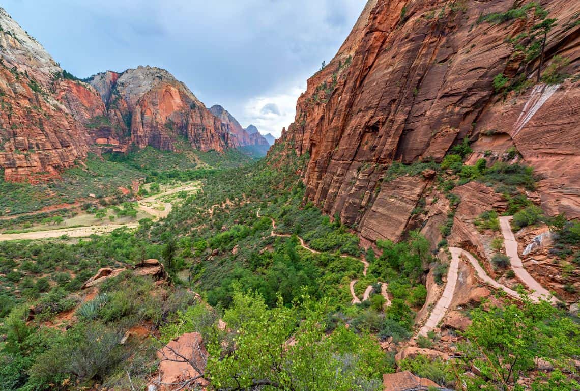 How to Hike Angels Landing via Scouts Lookout