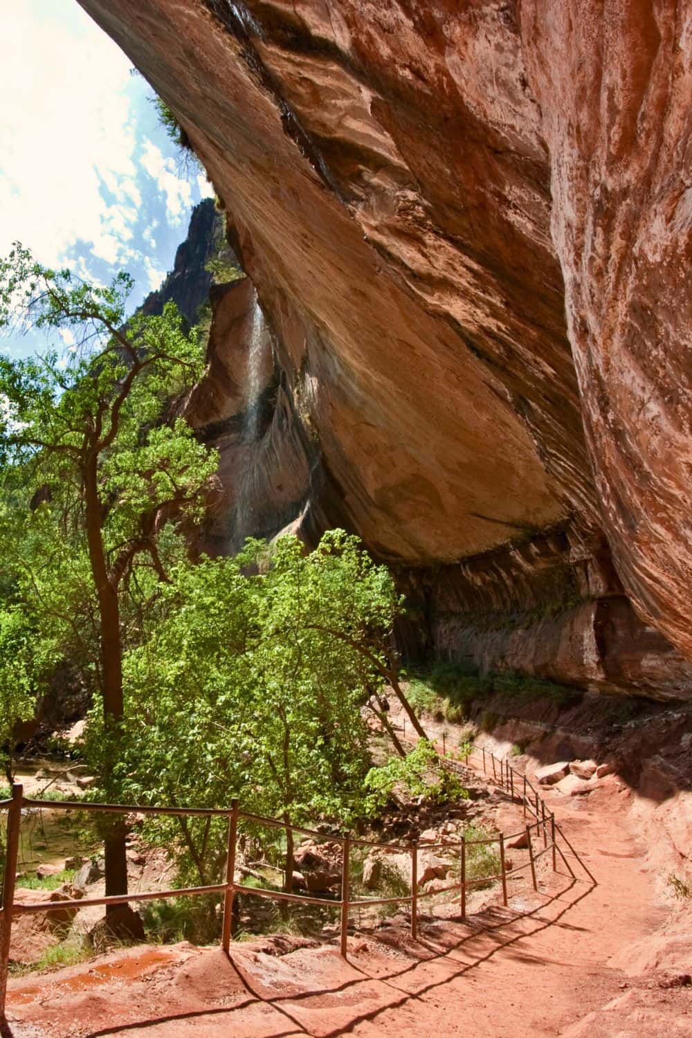 Emerald Pools Train in Zion