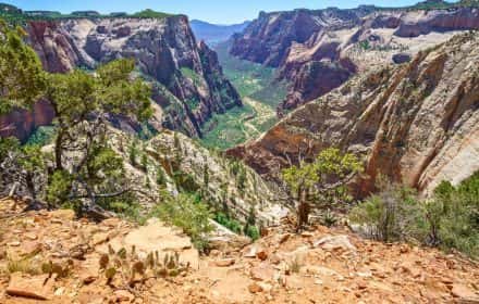 Hike to Observation Point via East Mesa Trail