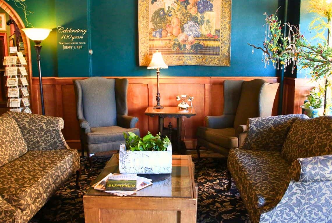 Best Places to Stay in Glacier National Park Best Places to Stay in Glacier National Park