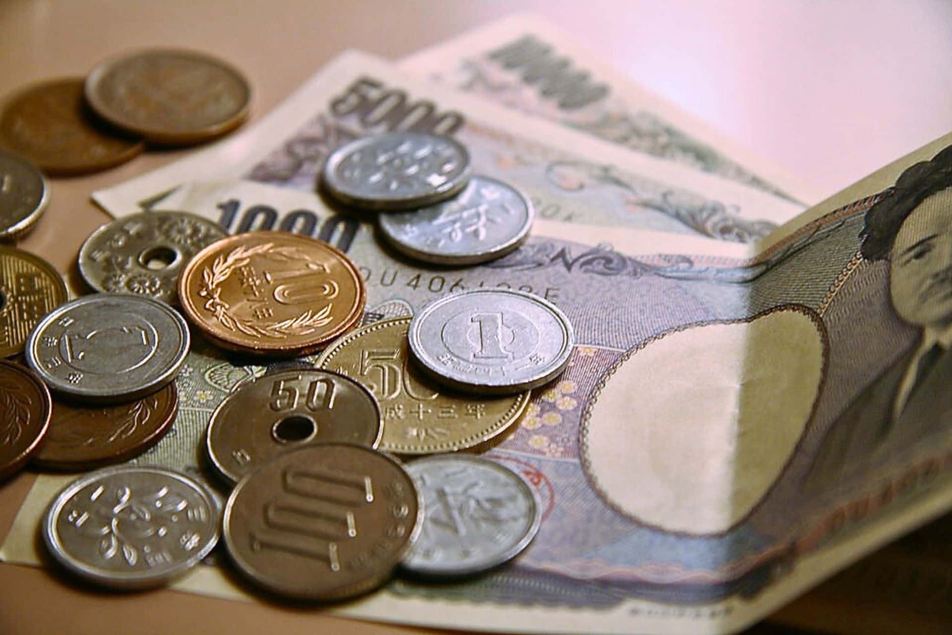 Guide to Japanese Currency for Tourists