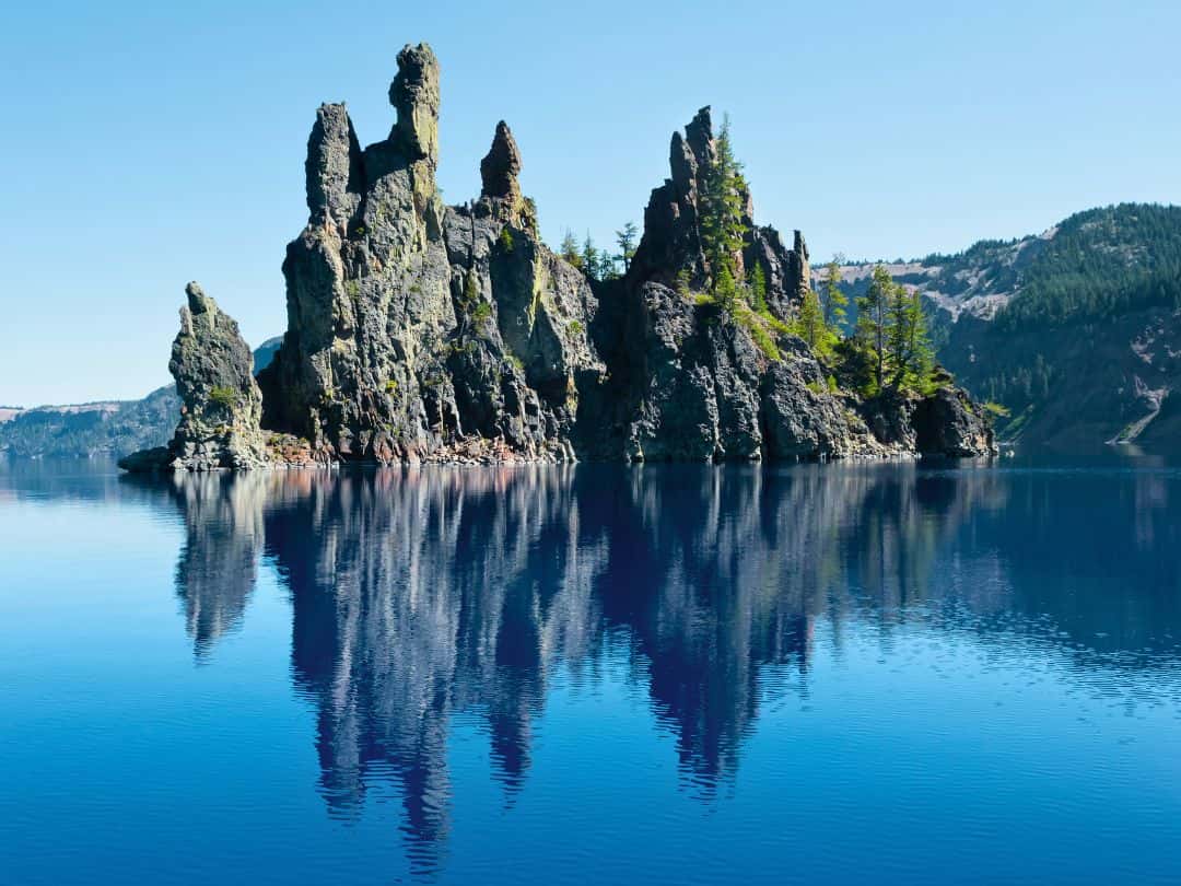 Phantom Ship on Crater Lake)