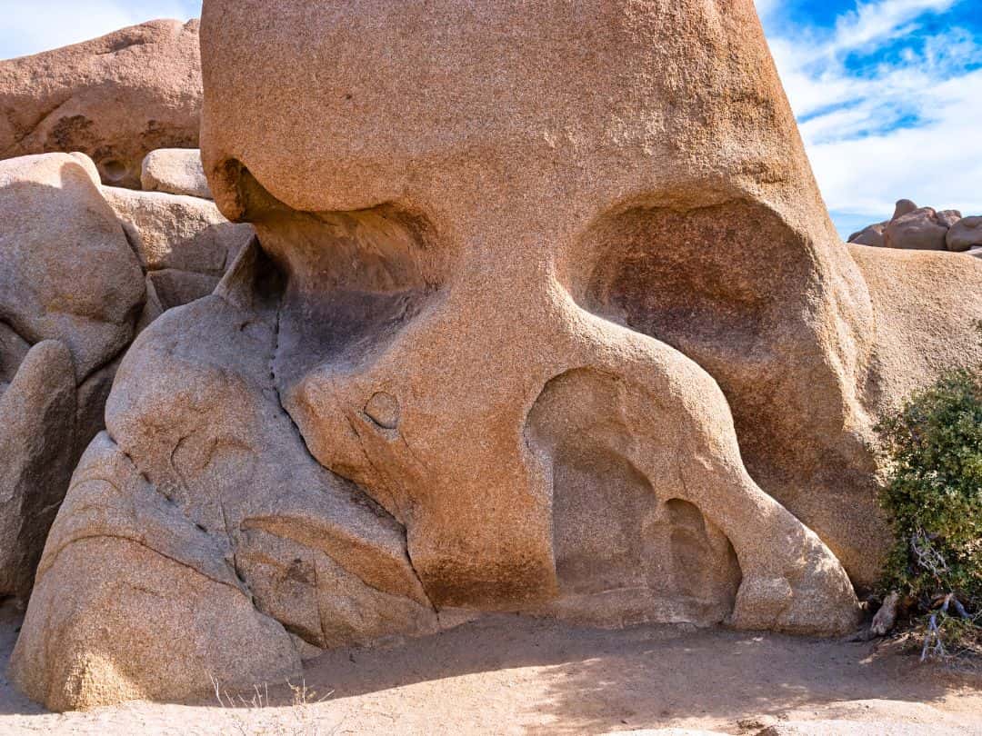 Skull Rock in Joshua Tree National Park