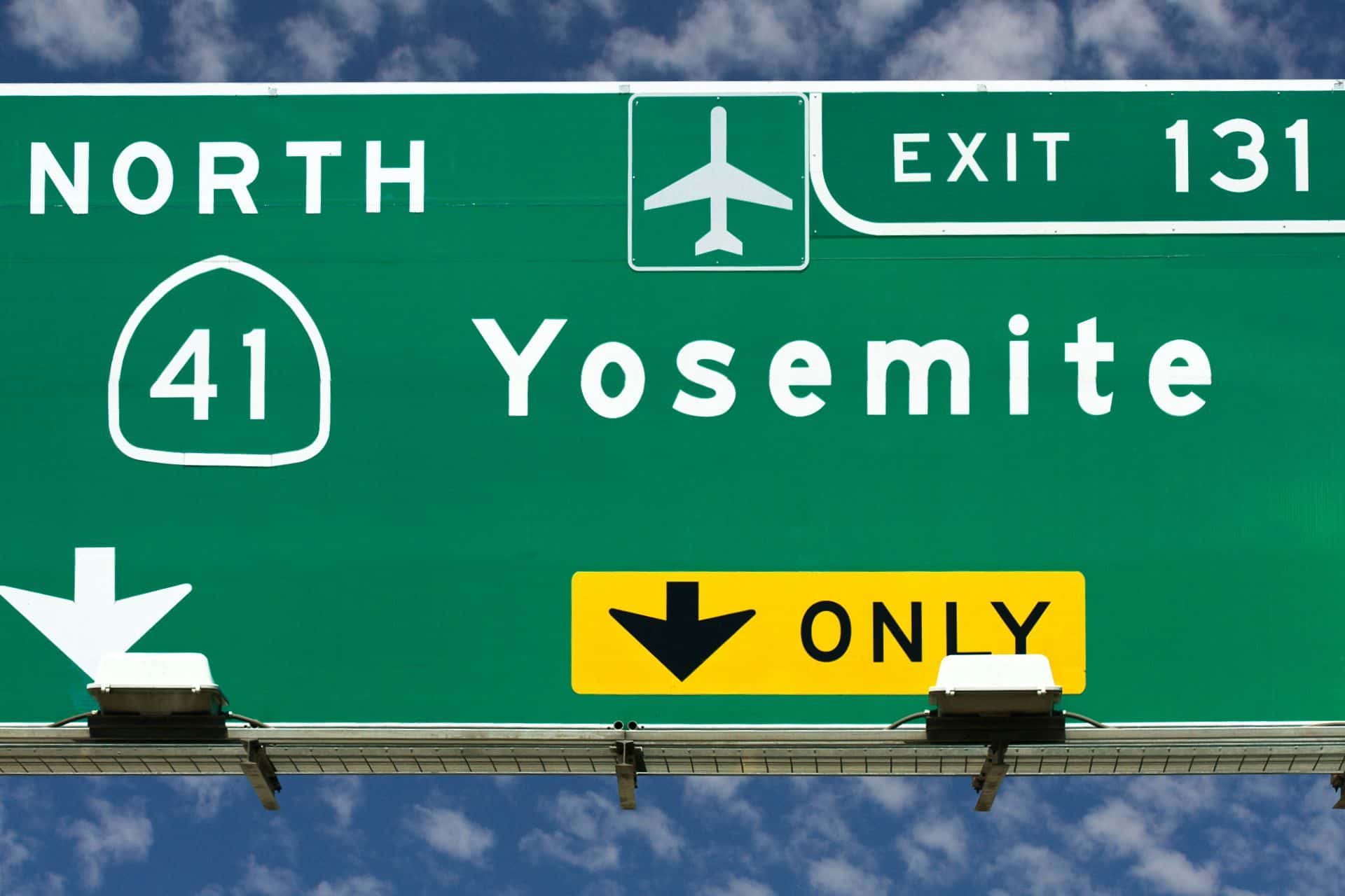 9 Airports Near Yosemite (+Pro Tips for Seamless Access) • Intrepid Scout