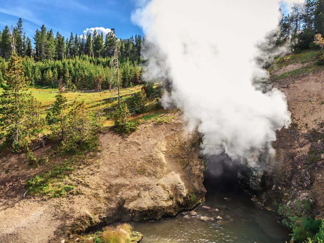 Dragon's Mouth Spring