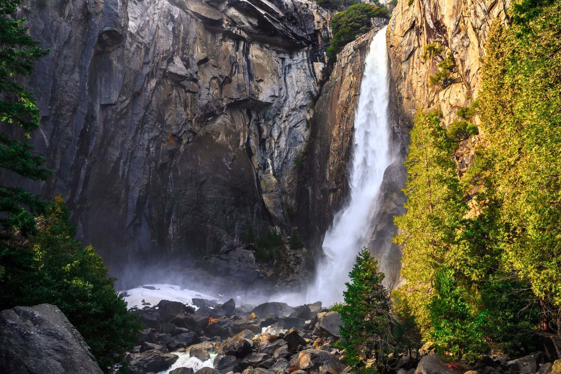 Lower Yosemite Fall