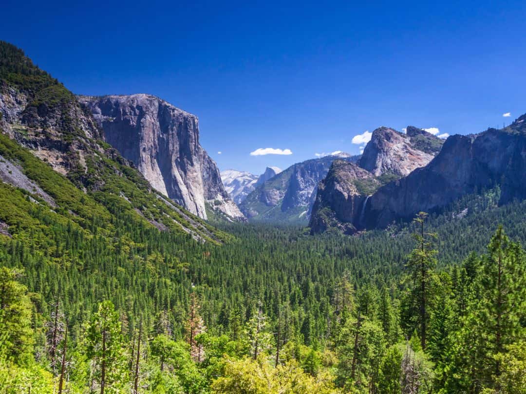 Tunnel View