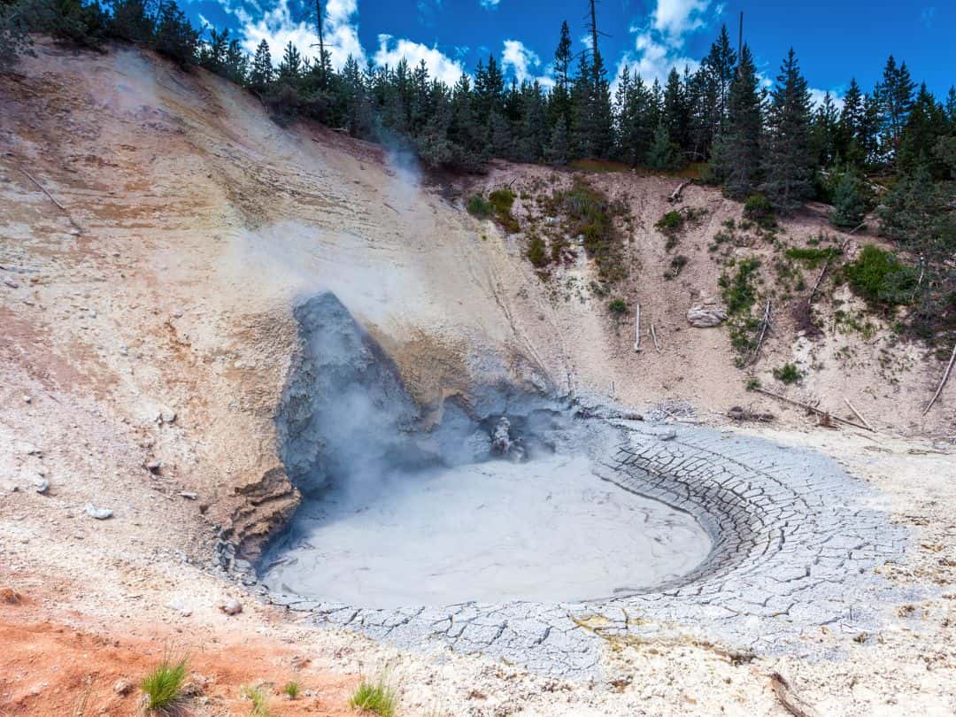 Best Stops on Yellowstone Lower Loop Drive Mud Volcano