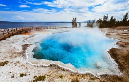 Short and Easy Hikes in Yellowstone