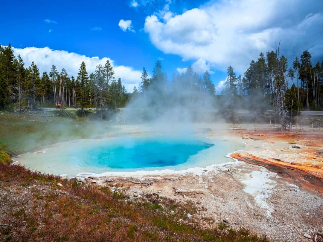 Best Stops on Yellowstone Grand Loop Drive Best Stops on Yellowstone Lower Loop Drive