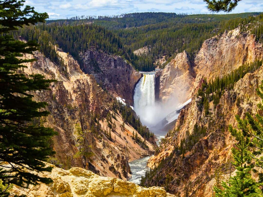 The Grand Canyon of the Yellowstone